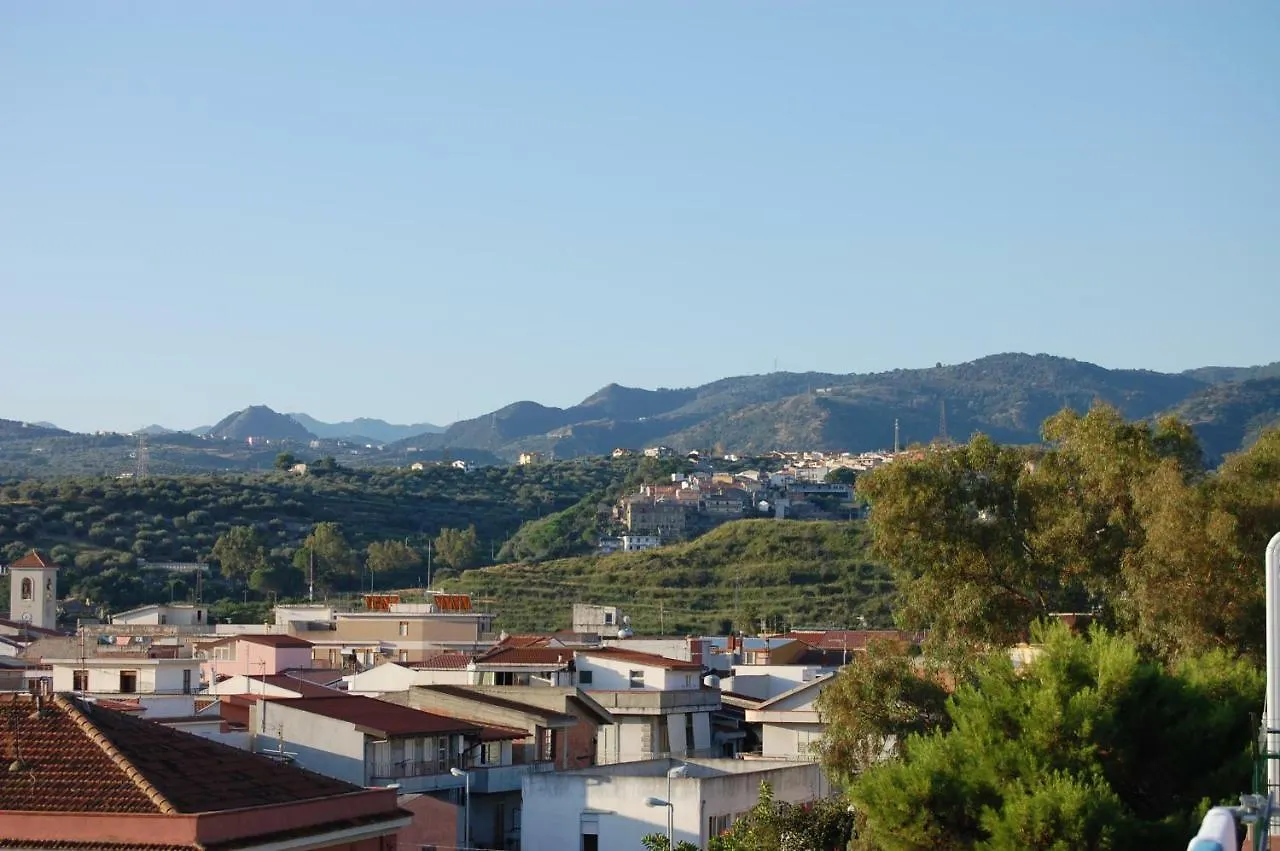 Golfo Di Tindari Apartments Falcone