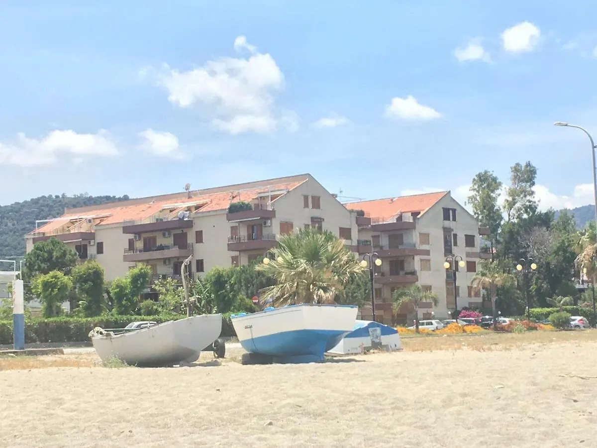 Golfo Di Tindari Apartments 팔코네
