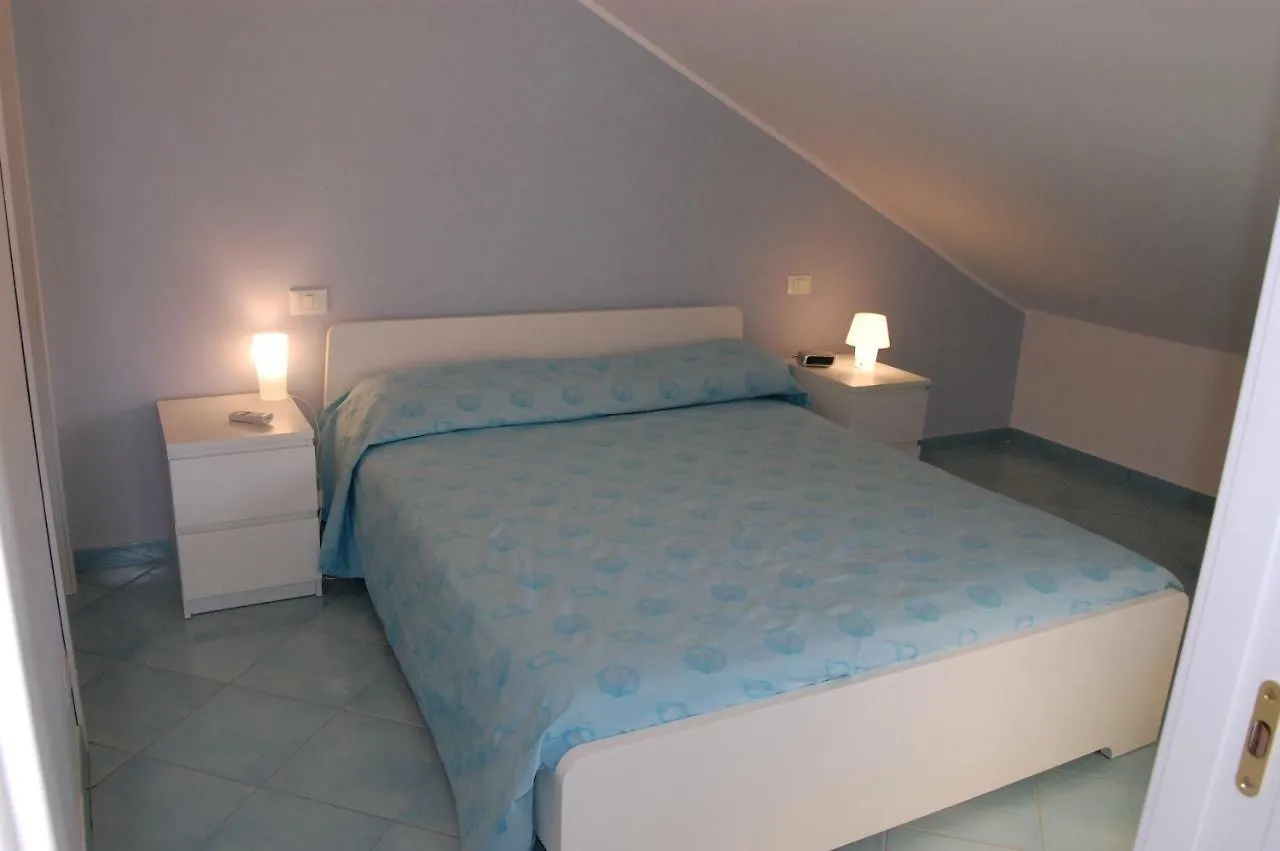 Golfo Di Tindari Apartments 팔코네 0*,