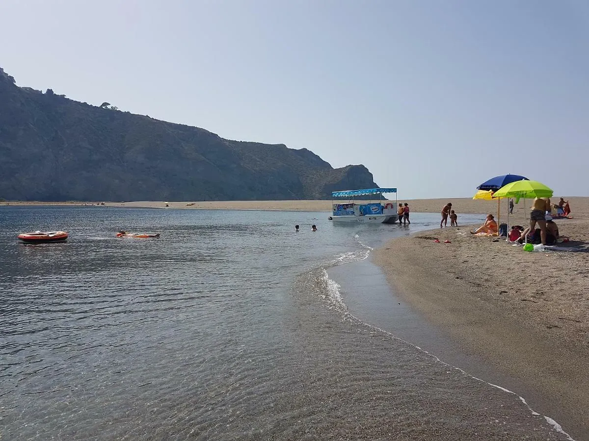 Golfo Di Tindari Apartments 팔코네 이탈리아